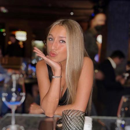 La 'influencer' Andrea Sesma centra su trabajo en redes en la moda y los viajes.