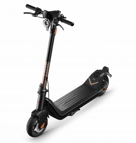 Su inclinación de 75º de la tija del manillar permite una conducción más intuitiva y reposada