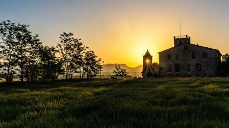 La luz del amanecer.