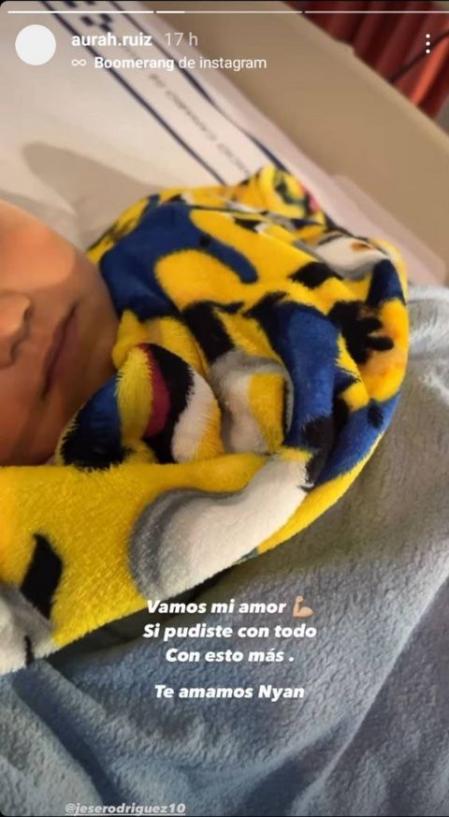 Aurah Ruiz comparte una imagen de su hijo en el hospital