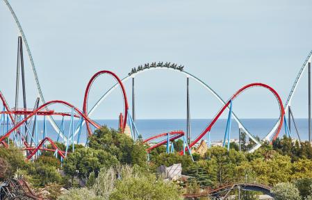 PortAventura Park cuenta con más de 40 atracciones para todos los gustos