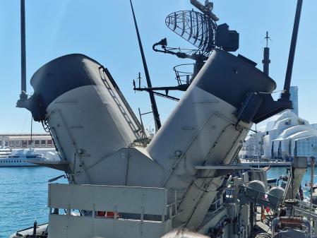 El patrullero Infanta Cristina en el puerto de Barcelona.