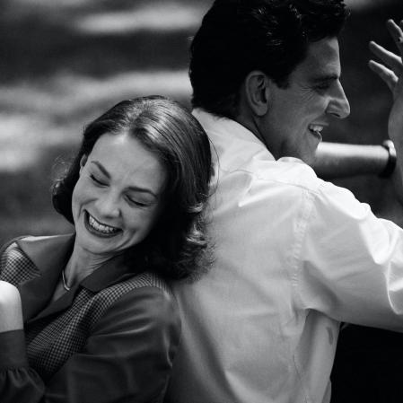 Bradley Cooper y Carey Mulligan en 'Maestro'