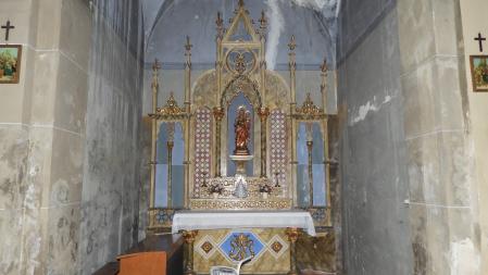 Interior de Sant Bartomeu de Hostafrancs.