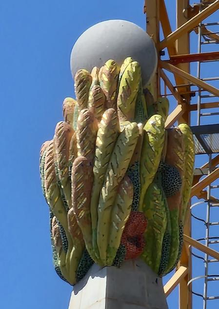 Símbolos de la tierra en la Sagrada Familia.