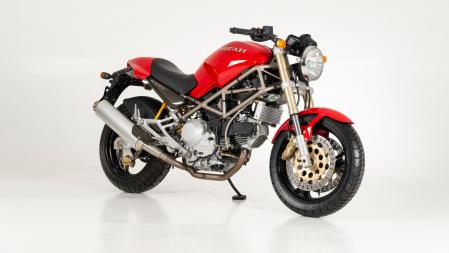 Ducati Monster 900