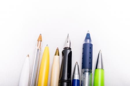 Diferentes bolígrafos