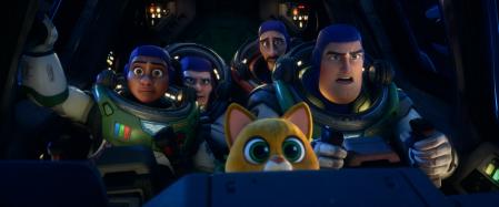 Buzz y sus nuevos amigos