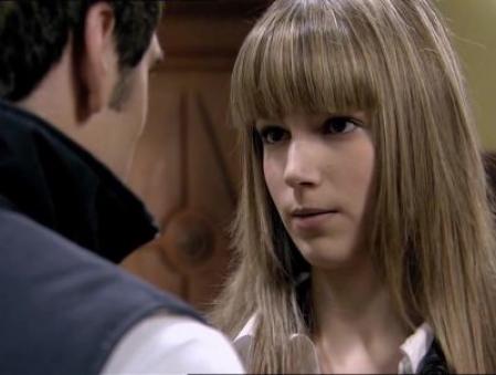 Corberó en su aparición en El Internado