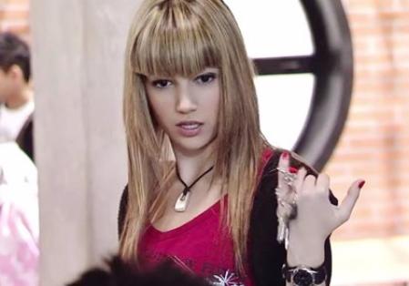 Úrsula Corberó en su papel como Ruth en 'Física o Química'