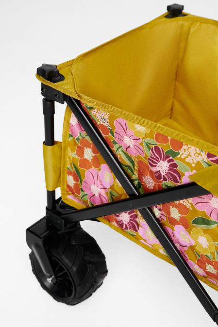 Carrito plegable para la playa de Zara