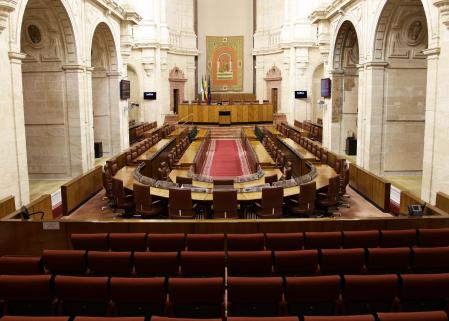 Imagen del Salón de Plenos del Parlamento.