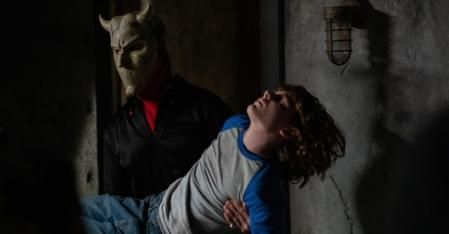 'El captor' mantiene secuestrado a Finney en un sótano insonorizado