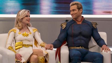 Esta fachada pública se rompe.