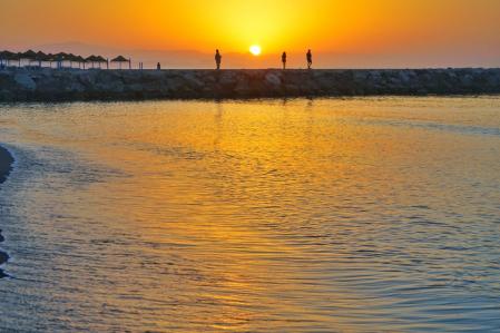 Primer amanecer de julio en Fuengirola.