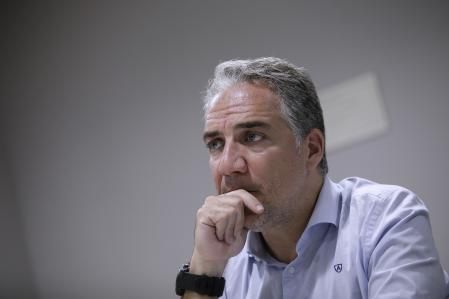 Elías Bendodo Benasayag, coordinador general del Partido Popular y Consejero de Presidencia, Administraciones Públicas e Interior y Portavoz de la Junta de Andalucía. En las intalaciones del hotel NH de Málaga
Málaga 29/06/2022
Foto: MIGUE FERNÁNDEZ