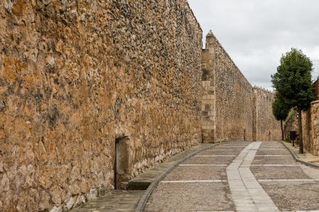 Restos de las antiguas murallas árabes de Brihuega