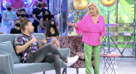 Carmen Borrego, visiblemente indignada por el comentario de Miguel Frigenti, ha querido explicar lo sucedido: