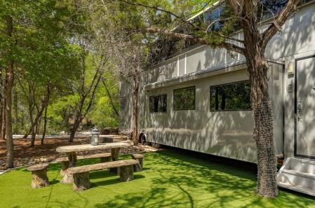 Así es la espectacular caravana de Jennifer Lopez, valorada en dos millones de euros.