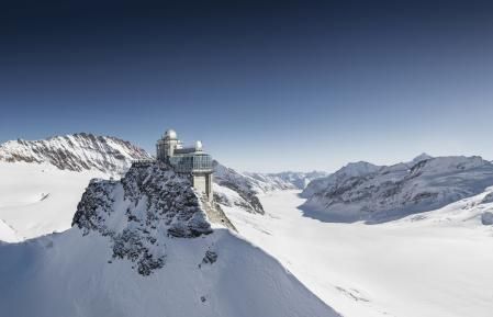 El Jungfraujoch (el techo de Europa) no es el punto más alto del continente pero sí la parada ferroviaria más elevada