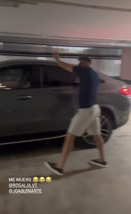 El capitán verdiblanco ha montado una auténtica pista de baile en el aparcamiento de la Ciudad Deportiva Luis del Sol