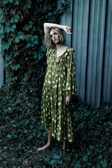 Vestido de edición limitada de Zara Studio