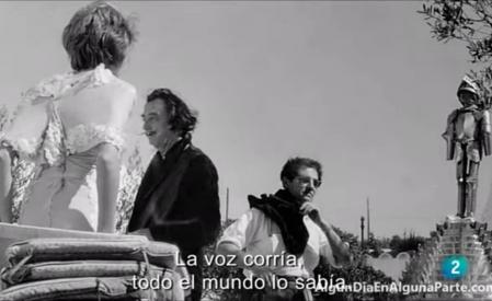 Jacques Léonard durante una sesión de fotos con Dalí