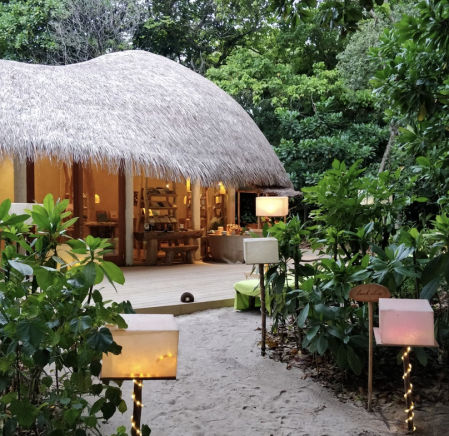 La librería The Barefoot busca librero en una isla de las Maldivas