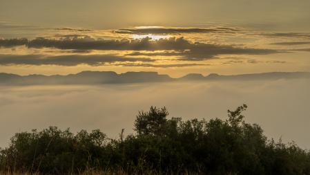 Amanecer nieblas Masies de Voltregà