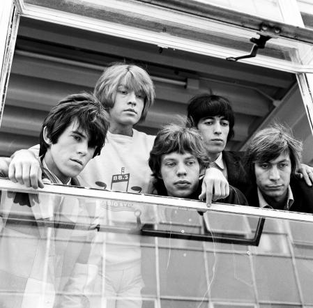 The Rolling Stones en Granada TV estudios, en Manchester en 1965. En la foto, Keith Richards, Bill Wyman, Mick Jagger, Brian Jones y Charlie Watss(Photo by Daily Mirror/Mirrorpix/Mirrorpix via Getty Images)