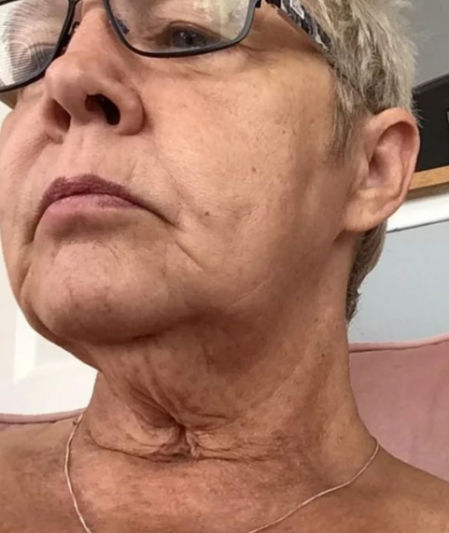 El cuello de Jayne Brown