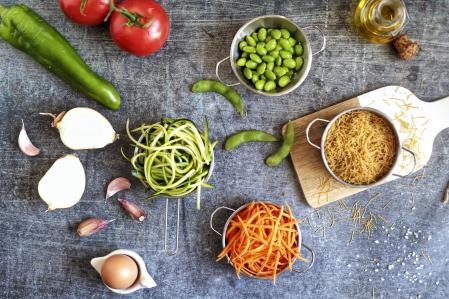 Ingredientes para la fideuà vegetal
