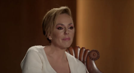 ​Rocío Carrasco, quien no ha podido evitar derrumbarse al hablar de la muerte de su madre, ha desmontado varios testimonios que la familia mediática había propagado