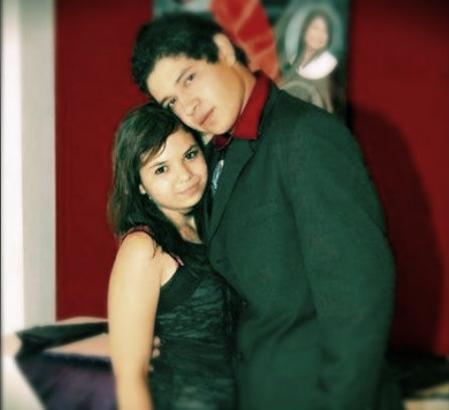 Ana Carolina junto a su novio José Alberto Grajeda Batista antes de los asesinatos