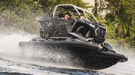 Typhoon, el impresionante vehículo veraniego mitad buggy mitad moto acuática.