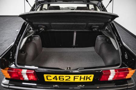 El Ford Escort RS Turbo S1 que perteneció a Lady Di se subastó el 27 de agosto de 2022 y alcanzó un precio de más de 800.000 euros