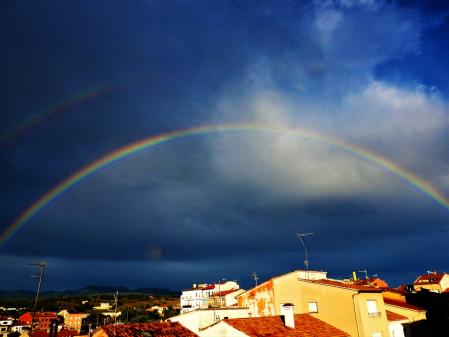 Arco iris doble en Torelló.