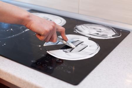 Las placas vitrocerámicas se ensucian más que las de inducción