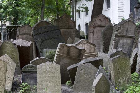 Viejo cementerio judío de Praga