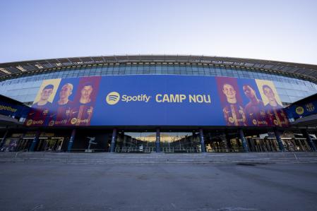 Imagen de la fachada de tribuna del Camp Nou.