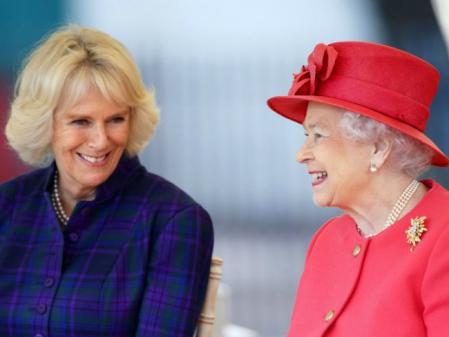 Isabel II y Camila en una imagen de archivo