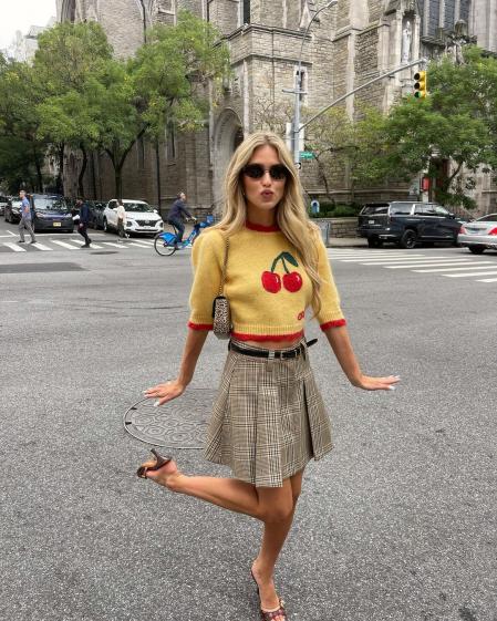 Emili Sindlev es una gran fan de la falda de tablas