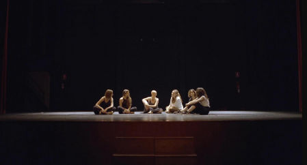 Una imagen de 'El techo amarillo' de Isabel Coixet