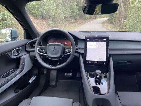 Interior minimalista de inspiración Volvo; sencillo y práctico&nbsp;