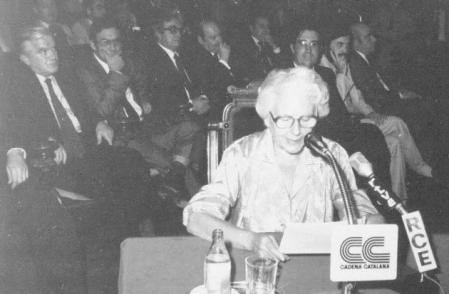 Mercè Rodoreda pronuncia el pregón de la Mercè de 1980 en el Saló de Cent del Ayuntamiento de Barcelona