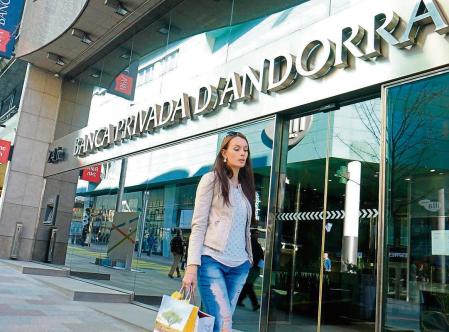FOTO: MANE ESPINOSA.IMAGENES DE EXTERIORES DE BANCOS ANDORRANOS. BANCA PRIVADA DE ANDORRA.