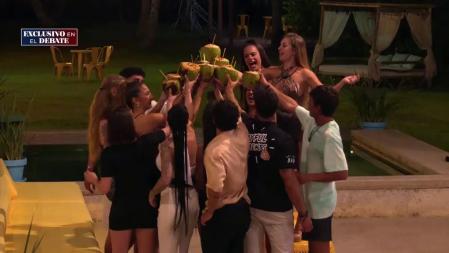 La primera fiesta en 'La isla de las tentaciones 5'