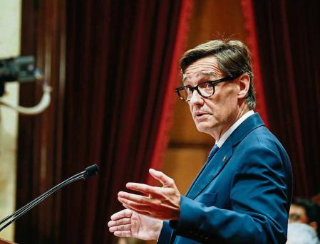 FOTO ALEX GARCIA DEBATE DE POLITICA GENERAL EN EL PARLAMENT DE CATALUNYA. INTERVENCION DEL LIDER DE LA OPOSICION SALVADOR ILLA DEL PSC. PRESIDENT DE LA GENERALITAT PERE ARAGONES DE ERC (CON JORDI PUIGNERO DE JUNTS) 2022/09/27