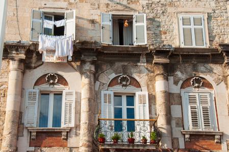 Las casas actuales de Split aprovechan los viejos espacios romanos