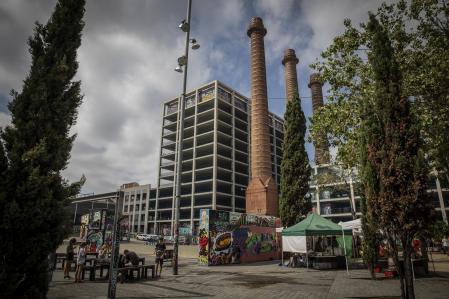 Los dueños de las Tres Ximeneias negocian con el Ayuntamiento abrir aquí nuevas oficinas